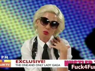 Murid wedok gaga gives head on larry king live - helly mae hellfire