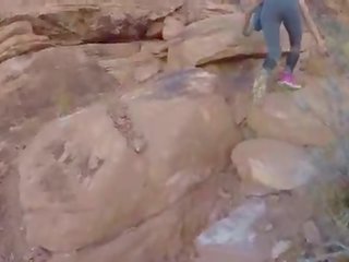 Venkovní veřejné x jmenovitý klip v červený rock canyon