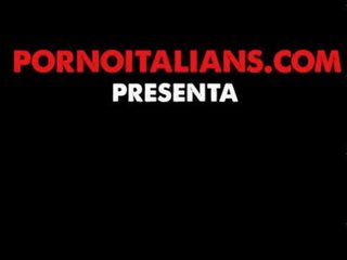 Porno italiano - i l pompino al fotografo