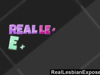 Reallesbianexposed - oversexed レズビアン fooling 周りに